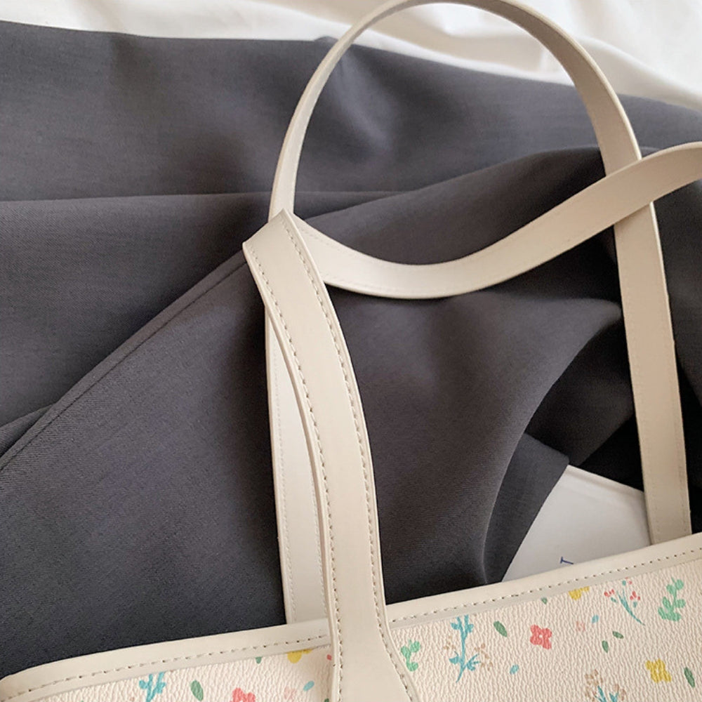 Damska torba shopper z kwiatowym wzorem – lekka i pojemna