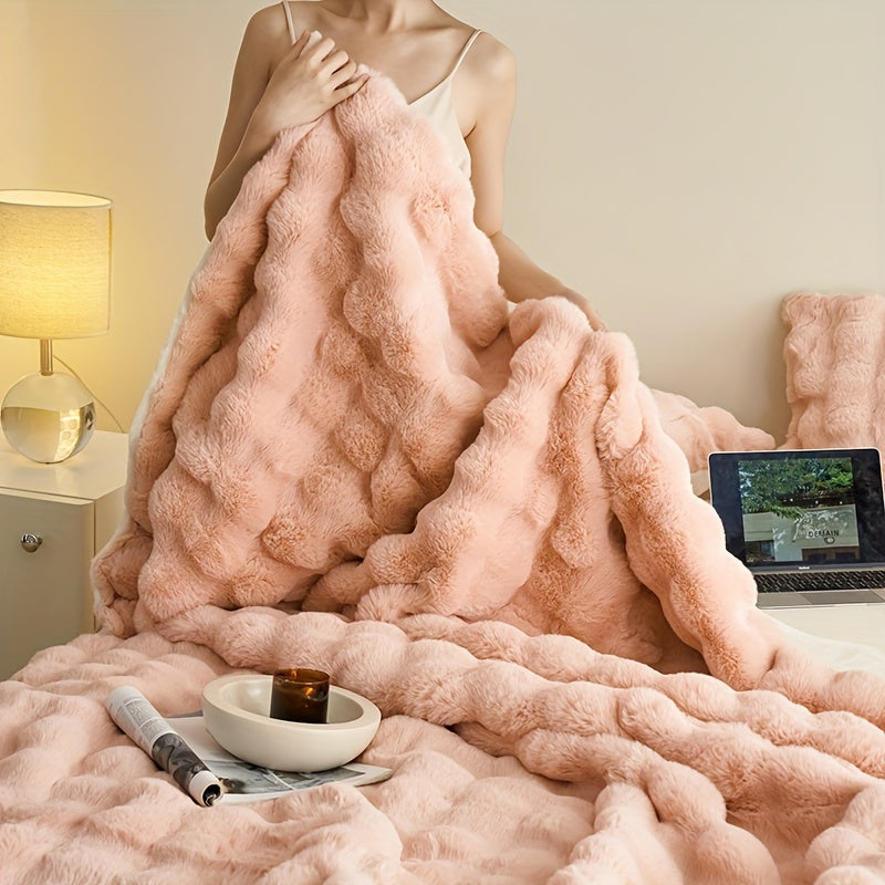 Puszysty luksusowy koc – Ciepły i stylowy pled na każdą porę roku