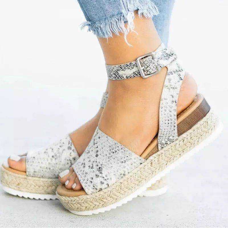 Letnie platformy espadryle dla kobiet