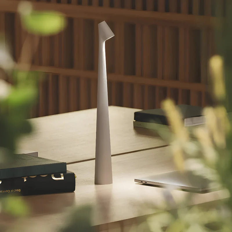 Bezprzewodowa Skandynawska Minimalistyczna Lampa Stołowa LED