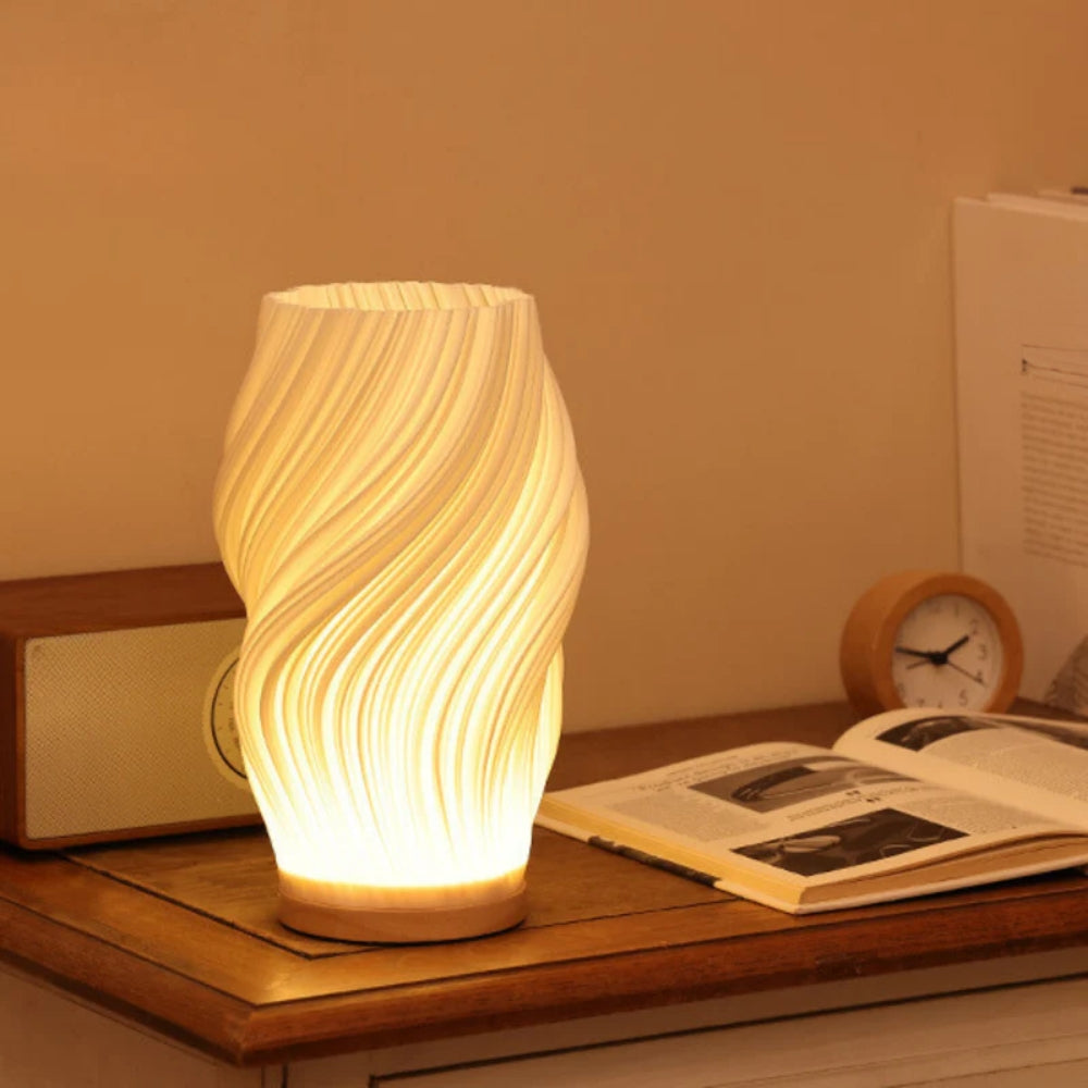 Lampka nocna do sypialni – Nowoczesna lampa LED z falistym designem