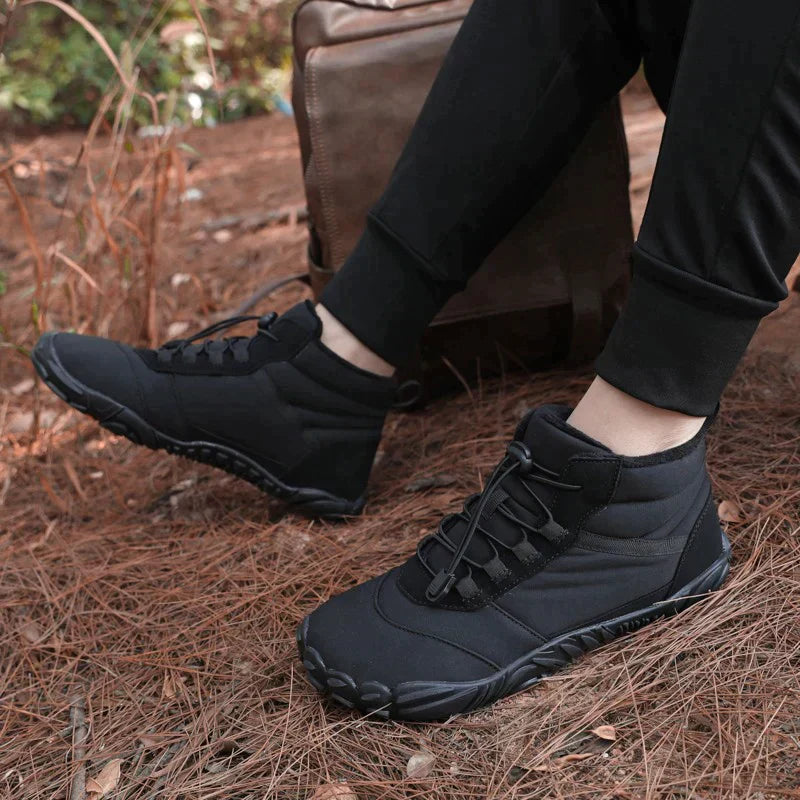 Męskie zimowe buty trekkingowe – ciepłe outdoorowe botki z dobrą przyczepnością
