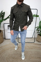 Koszula męska overshirt – wszechstronna shacket z zapięciem na guziki