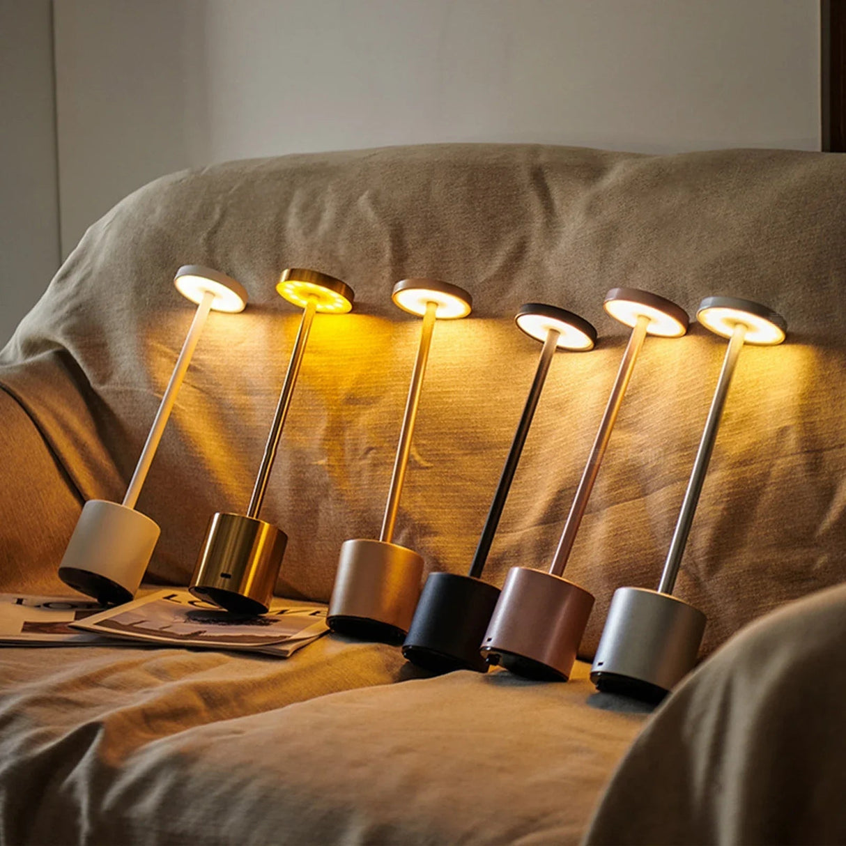 Bezprzewodowa Lampa Stołowa Dotykowa z Ciepłym Światłem