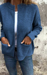 Damski Sweter Dzianinowy – Wygodny i Ponadczasowy z Praktycznymi Kieszeniami