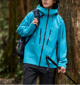Ultralekka damska kurtka hardshell – wodoodporna, wiatroszczelna i oddychająca
