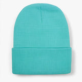 Basiczna Dzianinowa Czapka – Uniseks Zimowa Czapka z Minimalistycznym Designem