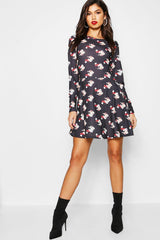 Świąteczna Sukienka Damska – Elegancka Zimowa Sukienka z Motywem Bożonarodzeniowym