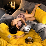 Komplet koców sztruksowych – Ciepła i stylowa kolekcja pościeli