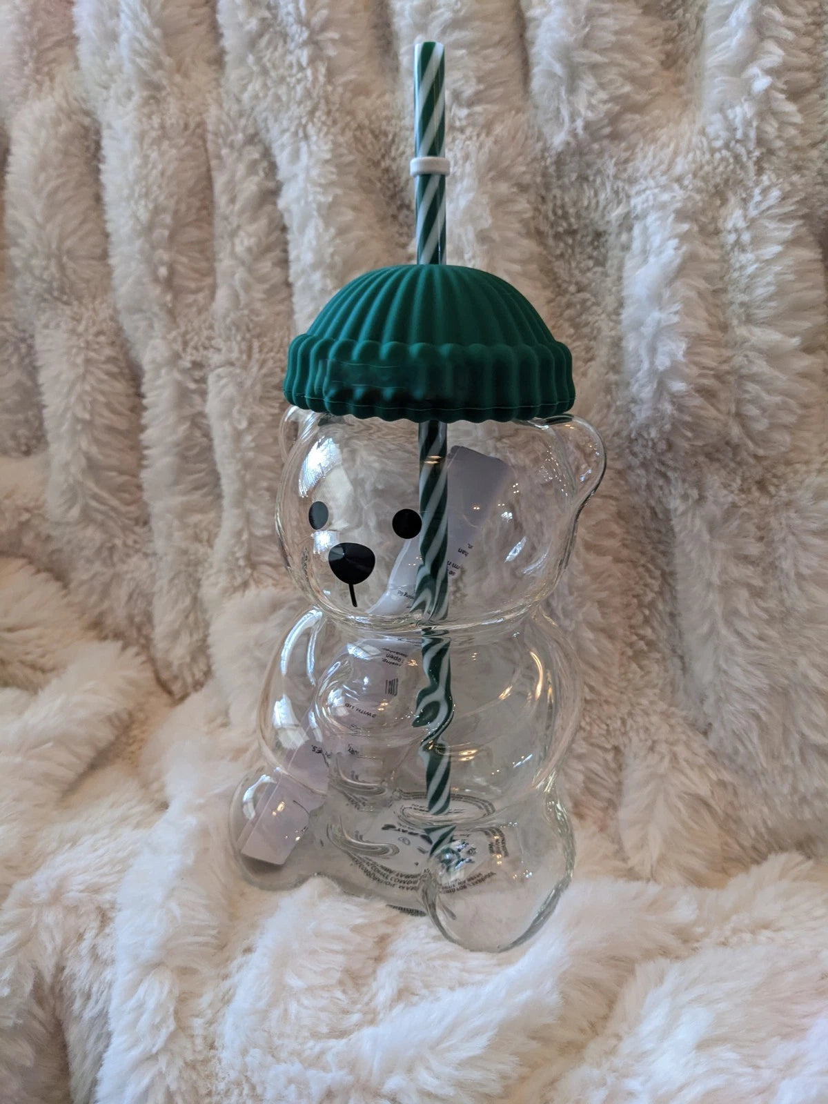 Kubek do picia z pokrywką w kształcie misia – zabawny i dekoracyjny design