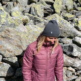 Damska kurtka ocieplana – z materiału z recyklingu, lekka i wodoodporna