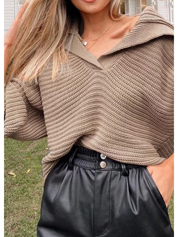 Sweter dzianinowy o luźnym kroju na każdą okazję