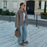 Elegancki nadmiarowy płaszcz damski - komfort i styl