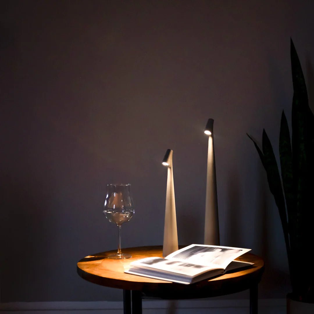 Minimalistyczna Lampa Stołowa Dotykowa z Nowoczesnym Designem