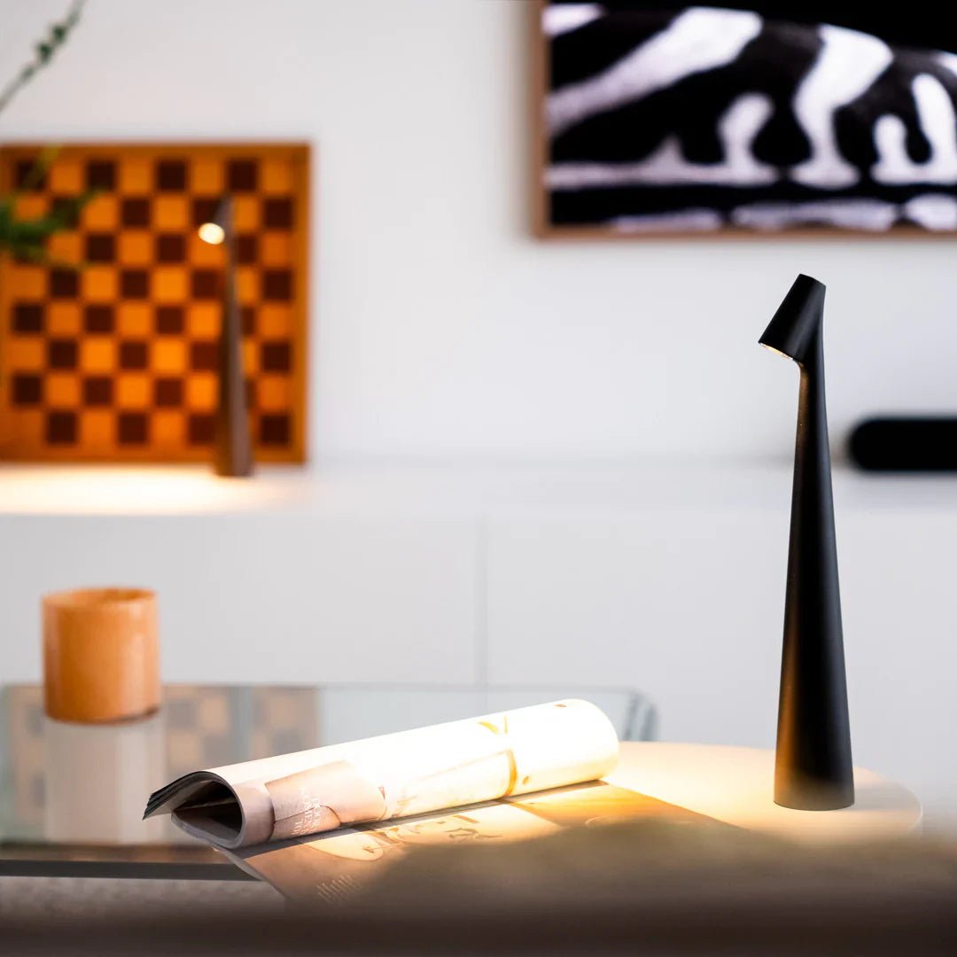 Minimalistyczna Lampa Stołowa Dotykowa z Nowoczesnym Designem