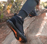 Męskie zimowe buty trekkingowe – ciepłe outdoorowe botki z dobrą przyczepnością