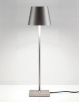 Minimalistyczna Wysoka Lampa Stołowa z Ciepłym Światłem LED
