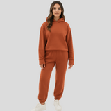 Damski zestaw loungewear – wygodna bluza z kapturem i spodnie
