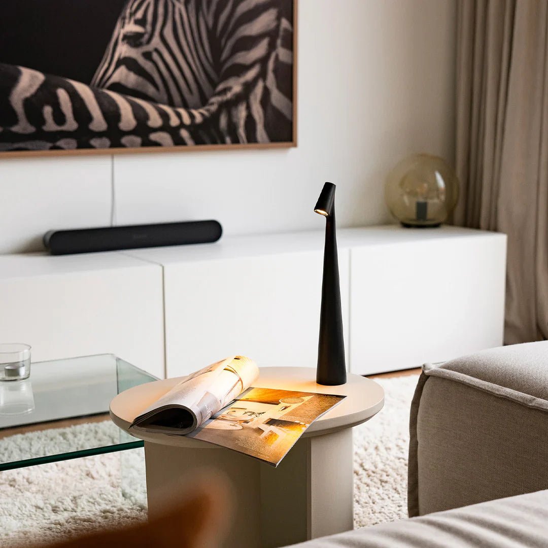 Minimalistyczna Lampa Stołowa Dotykowa z Nowoczesnym Designem