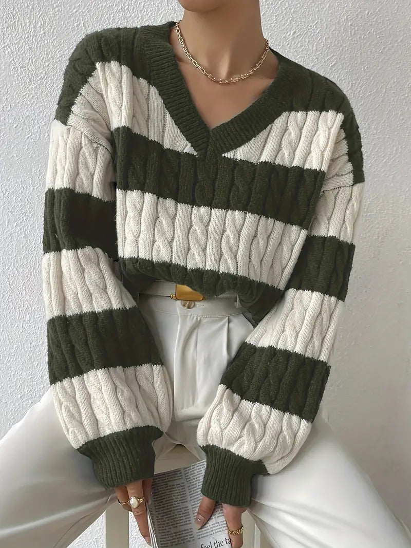 Modny sweter z odkrytymi ramionami w różnych kolorach