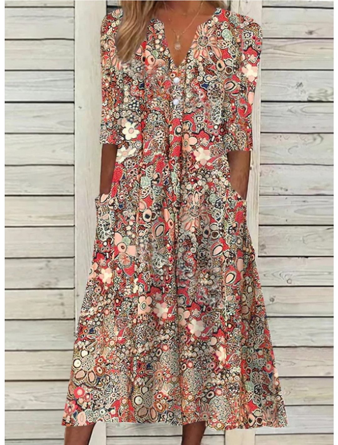 Elegancka letnia sukienka z wygodnym zakryciem brzucha