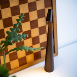 Minimalistyczna lampa stołowa LED – Nowoczesna bezprzewodowa lampa designerska